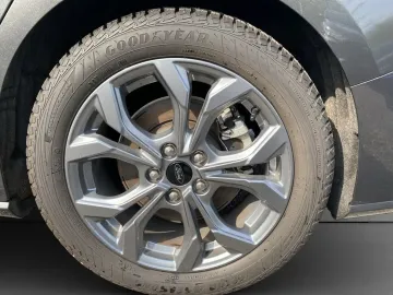 Car image 31
