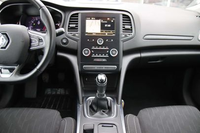 Car image 21