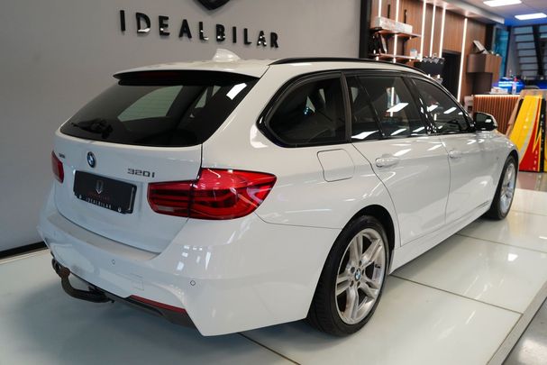 BMW 320i Touring xDrive 135 kW image number 4