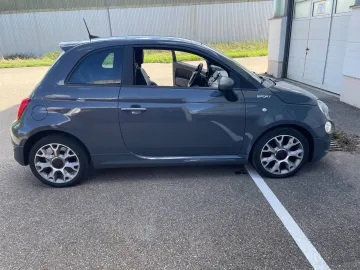 Car image 4