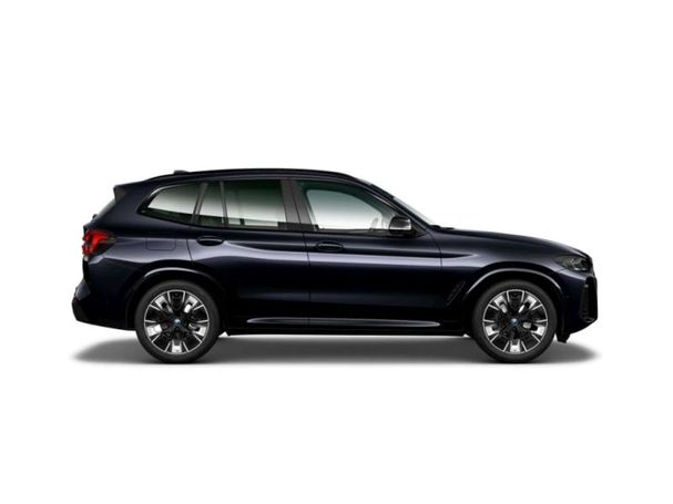 BMW iX3 M Sport 210 kW image number 3