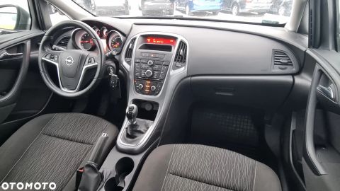 Car image 30