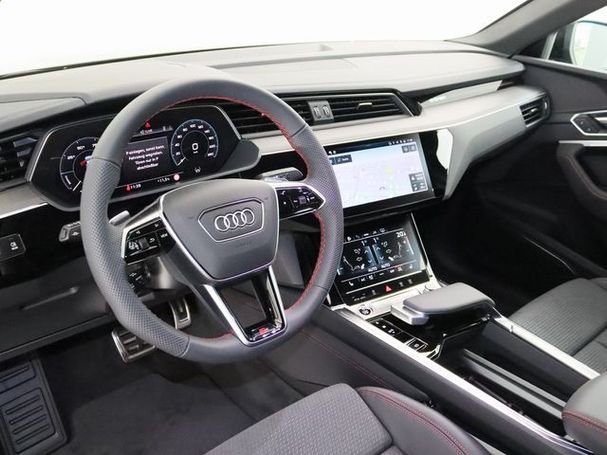 Audi Q8 55 quattro e-tron S-line Sportback 300 kW image number 6