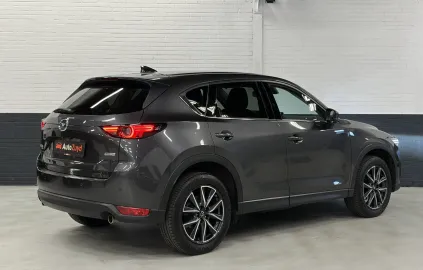 Car image 3