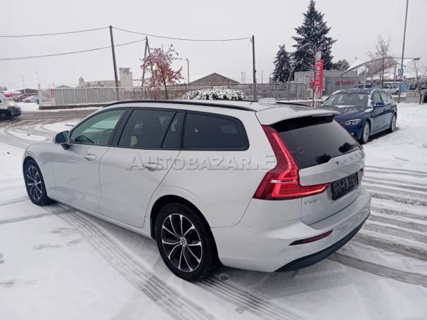 Volvo V60 D3 Momentum 110 kW image number 3