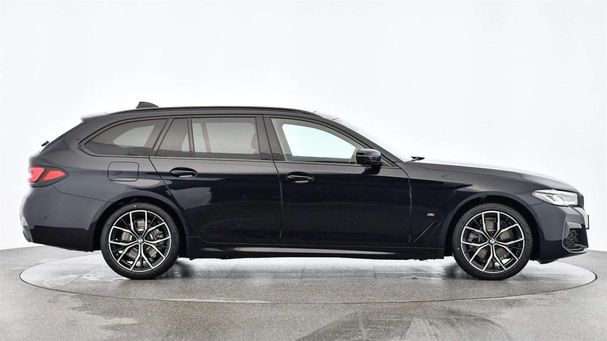 BMW 520d Touring xDrive 140 kW image number 3