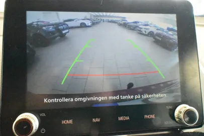 Car image 24