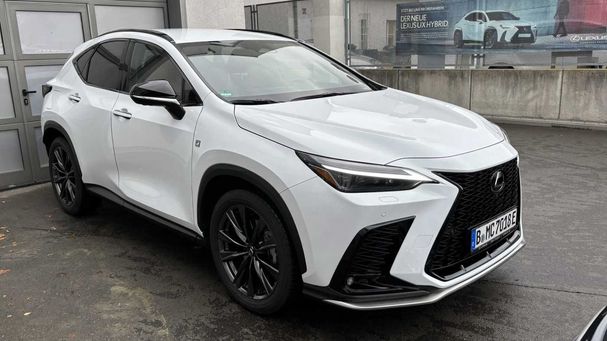 Lexus NX 450 h 225 kW image number 14