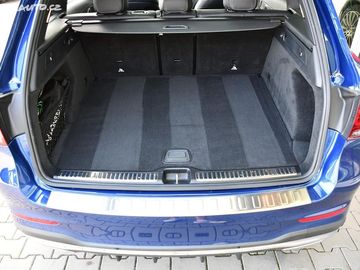 Car image 41