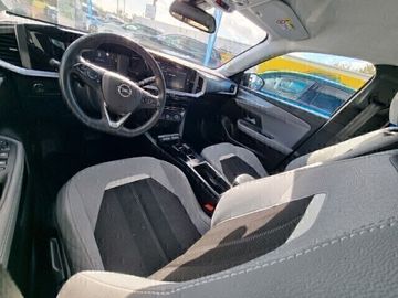 Car image 12