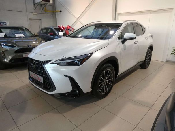 Lexus NX 450 h AWD 227 kW image number 8