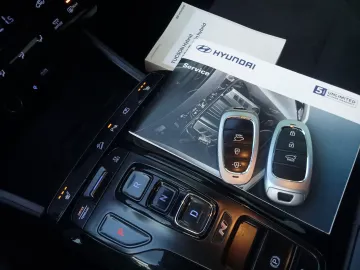 Car image 22