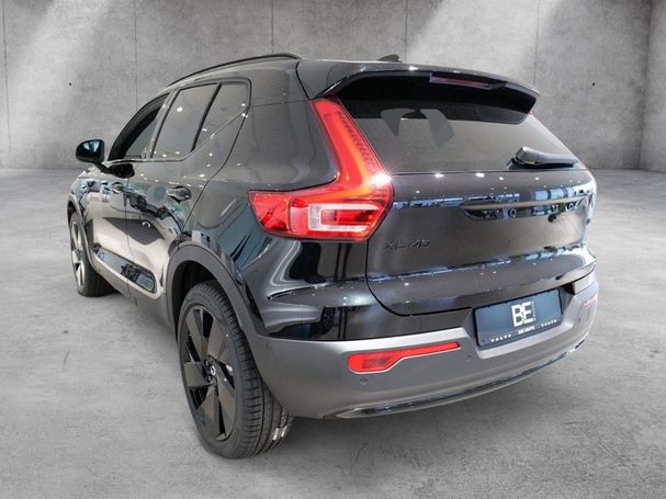 Volvo XC40 B3 Plus Black Edition 120 kW image number 6