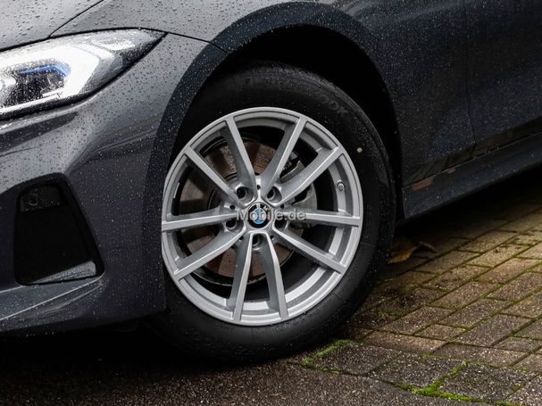 BMW 320i xDrive 135 kW image number 8