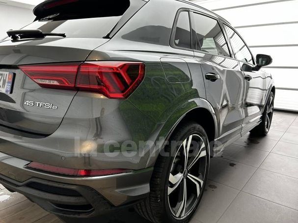 Audi Q3 1.4 TFSIe S tronic S-line 180 kW image number 3