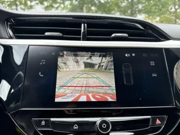 Car image 22
