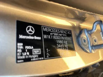 Car image 40