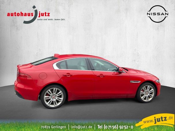 Jaguar XE P300 AWD SE 221 kW image number 2