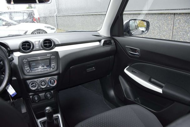 Suzuki Swift 1.2 Hybrid Comfort 61 kW image number 23