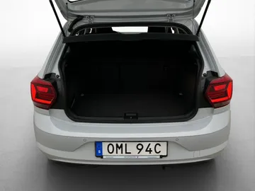 Car image 20