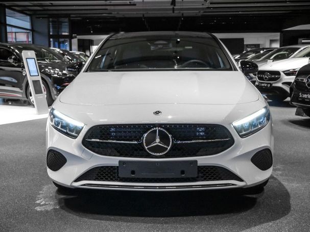 Mercedes-Benz A 180 100 kW image number 3