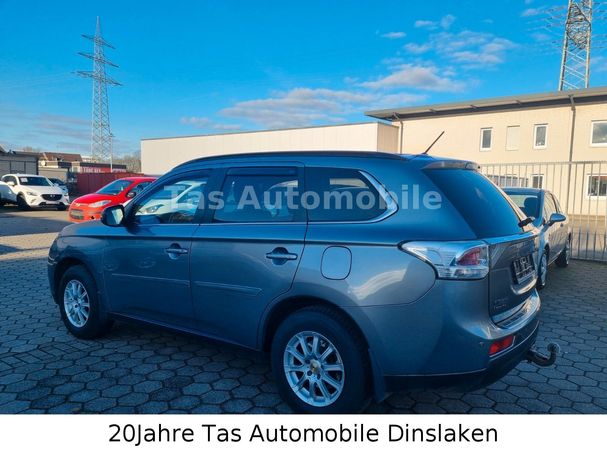 Mitsubishi Outlander 2.2 DI-D Invite 110 kW image number 4