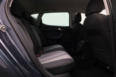 Car image 31