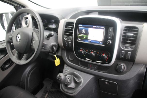 Renault Trafic DCi 120 88 kW image number 3