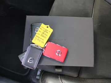 Car image 36