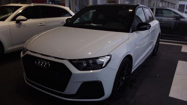 Audi A1 30 TFSI S-line Sportback 85 kW image number 1