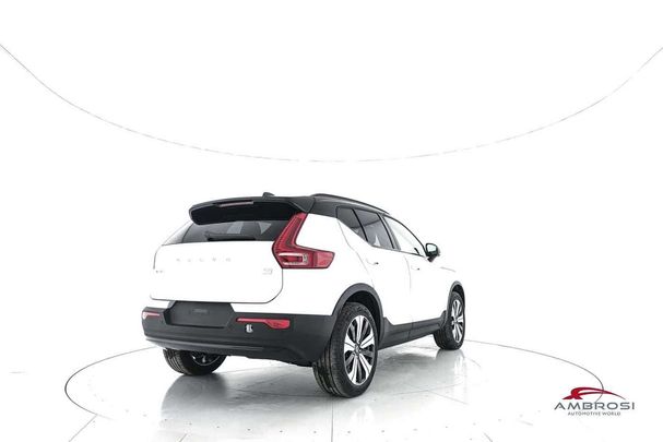 Volvo XC40 Plus 300 kW image number 3