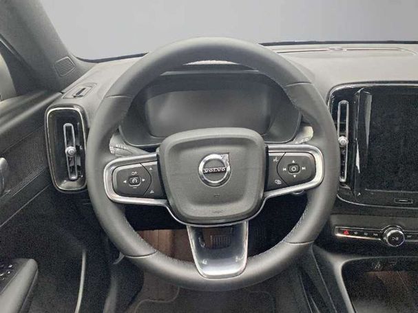 Volvo XC40 T2 Core 95 kW image number 16