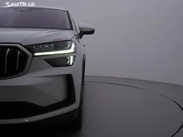 Car image 42