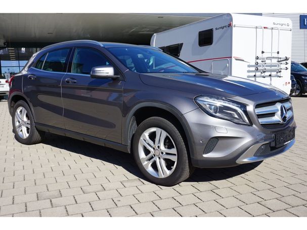 Mercedes-Benz GLA 200 7G-DCT 115 kW image number 8