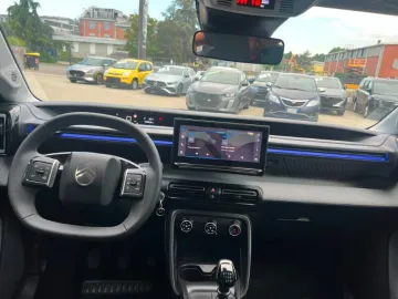 Car image 23