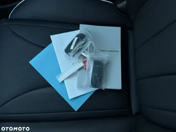 Car image 40