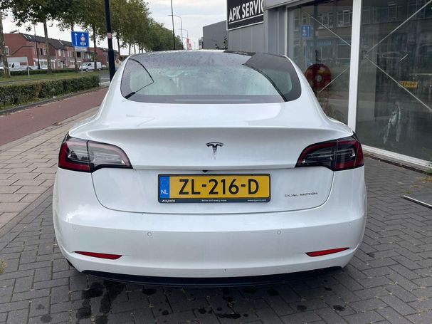 Tesla Model 3 Long Range AWD 258 kW image number 3