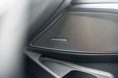 Car image 37