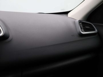 Car image 37