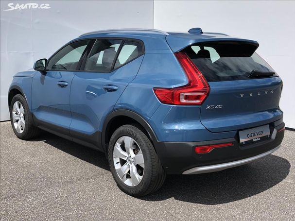 Volvo XC40 B3 Core 120 kW image number 9