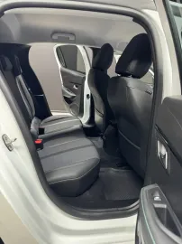 Car image 27