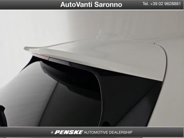 Car image 40