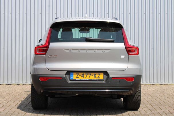 Volvo XC40 Single Motor Essential 175 kW image number 7