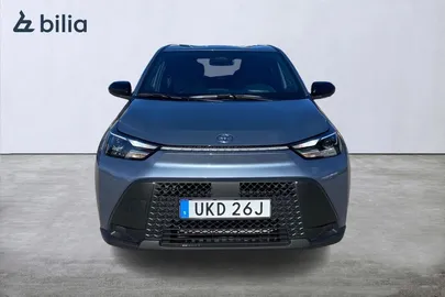 Car image 2