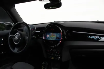 Car image 36