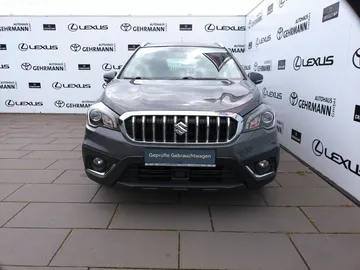 Car image 2