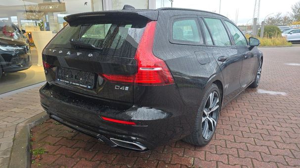 Volvo V60 D4 Geartronic 140 kW image number 6