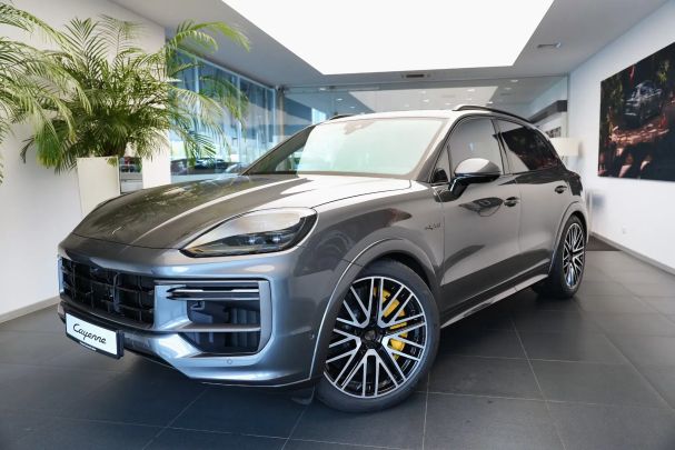 Porsche Cayenne Turbo E-Hybrid 441 kW image number 2