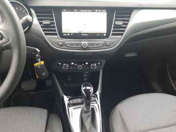 Car image 15