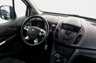 Car image 31